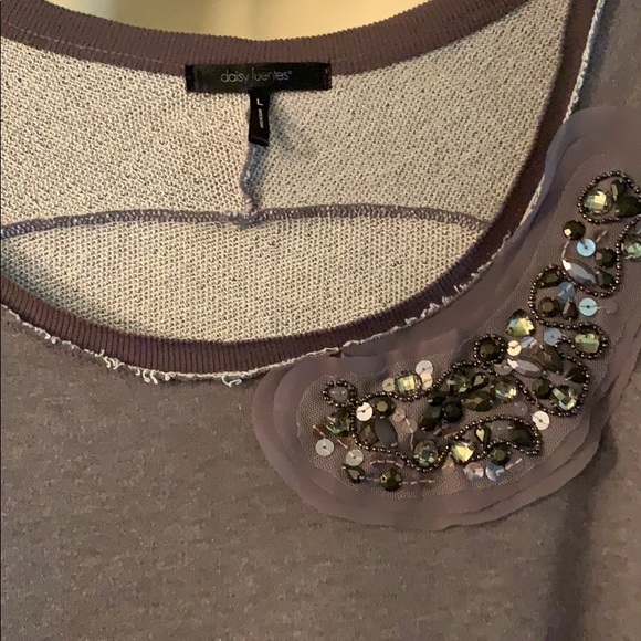 Daisy Fuentes L sweatshirt grey w/ sequence decor - Picture 2 of 3